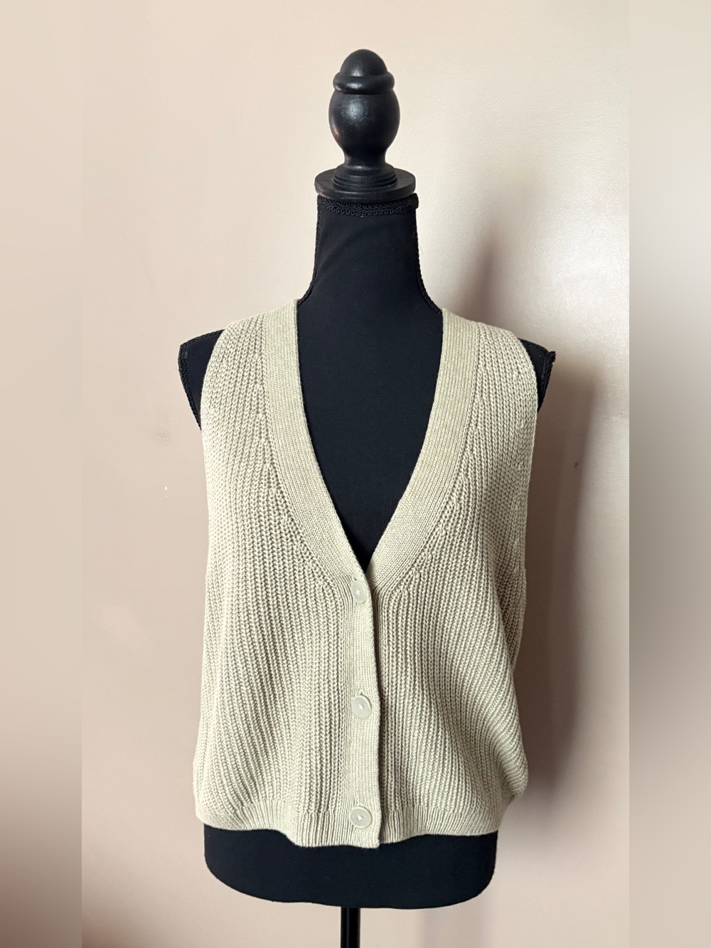Universal Thread knit v-neck cotton sweater vest cardigan preppy sz L NWT preppy